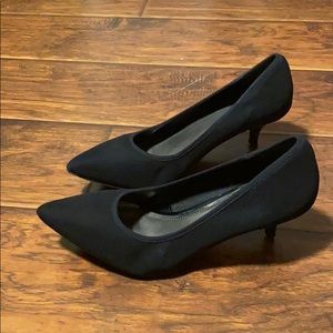 Simple Black heel